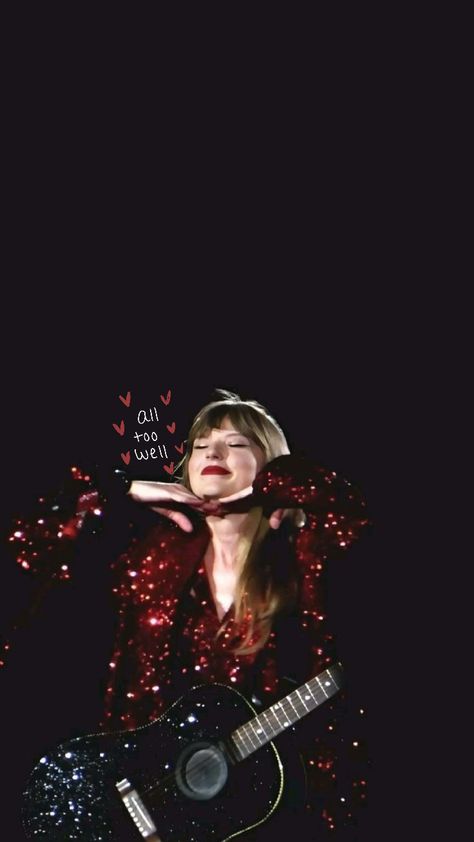 Taylor Swift Smiling Wallpaper, Taylor Swift Screaming, Red Taylor Swift Wallpaper, Taylor Swift Smiling, Taylor Swift Red Wallpaper, July Wallpaper, Red Era, Photos Of Taylor Swift, Swift Tour