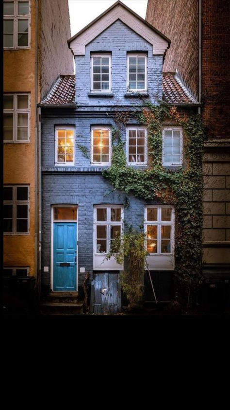 Colored Houses, Colourful Buildings, Cute House, Architecture Exterior, Urban Sketching, Old Buildings, Blue House, Pretty House, Beautiful Buildings