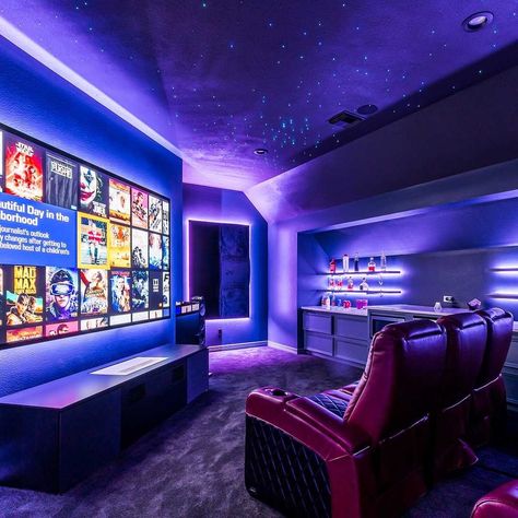 Home Theater Ideas: How to Design the Perfect Room for Movie Night Attic Theater, Basement Theater Room Ideas, Cinema Room Decor, Small Theater Room, Basement Theater, Theatre Room Ideas, Chill At Home, Small Home Theaters, Movie Theater Rooms