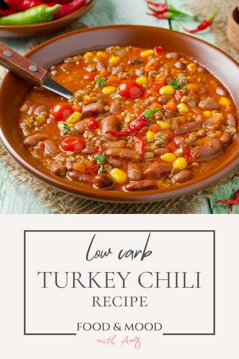 Ground Turkey is a great way to get protein in, and this Low-Carb Turkey Chili is healthy, easy, and such a crowd pleaser. Throw it in a crockpot or big pot and it's the perfect mid-week dinner. Low Carb Turkey Chili Recipe, Fried Corn Tortillas, Turkey Chili Recipe, Chili Recipe Turkey, Turkey Chili, Chili Recipe, Healthy Easy, Corn Tortillas, Crowd Pleaser