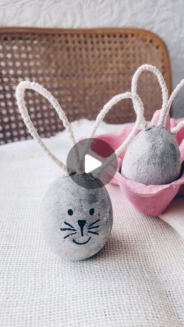 Simply by A. on Instagram: "Level up your Easter decor with these trendy, DIY concrete eggs! ✨ This simple project lets you personalize your home's spring vibes with a modern touch.  Follow along to see how easy it is to create these unique decorations – perfect for any Easter celebration!  _______________________________________________  #diy #easterdecor #concrete #concretecrafts #eastercrafts #easyeastideas #springdecor #hometutorial #modernhome #easterbunny #diyconcrete #handmade #easterinspiration #decoratewithme #craftlover #easterfun #getcreative" Unique Decorations, Trendy Diy, Diy Concrete, Concrete Crafts, Easter Inspiration, Craft Lovers, Spring Vibes, Easter Celebration, Concrete Diy