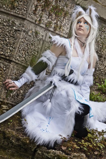 #fox #animal #nature #Gijinka #White #arctic #polar #snow #Cosplay #Cosplaygirl #LARP #Munich #Germany #Cosplaying #2013 #Bavaria #Costume Arctic Fox Costume, White Wolf Costume, Fox Cosplay, S Costumes, Fox Costume, Wolf Costume, Fox Animal, Christmas Shows, Arctic Fox