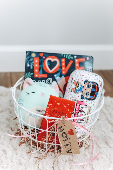 Simple Valentines Gifts For Kids, Valentines Day Gifts For Kids From Mom, Kids Valentines Gift Basket, Boys Gift Basket Ideas, Valentine Gift Baskets For Kids, Valentine’s Day Baskets For Kids, Boys Gift Basket, Vday Baskets, Girls Valentines Gifts