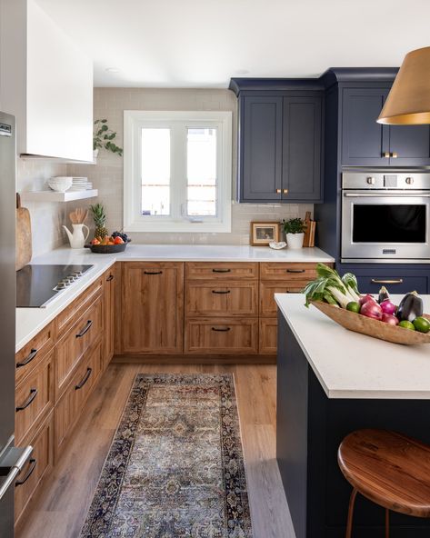 Project Bounce off the walls – westofmaindesign Stained Oak Cabinets Kitchen, Dark Wall Kitchen, Wood And Blue Kitchen, Navy And Wood Kitchen, West Of Main, Shaker Door Styles, Airy Room, Home Remodel, Home Modern