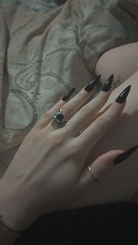 Angel Core, Gothic Nails, Diy Paper Crafts Decoration, Nails Inspo, Fallen Angel, Nails Ideas, Nails Art, Black Nails, True Beauty