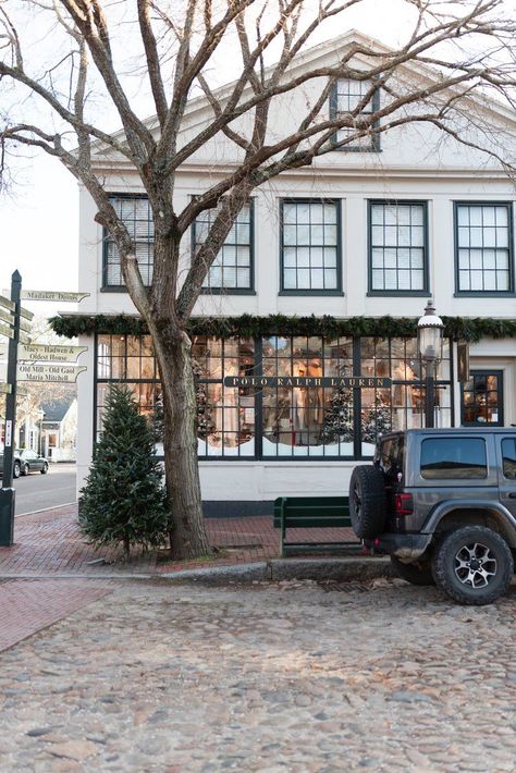 New England Christmas Aesthetic | New England Christmas Towns | New England Christmas Traditional | Holiday Decor | Winter Aesthetic Christmas In Nantucket, New England Fine Living, New England Christmas Aesthetic, New England Aesthetic Home, New England Winter Aesthetic, New England Christmas Decor, Nantucket Winter, Winter New England, Vermont Living