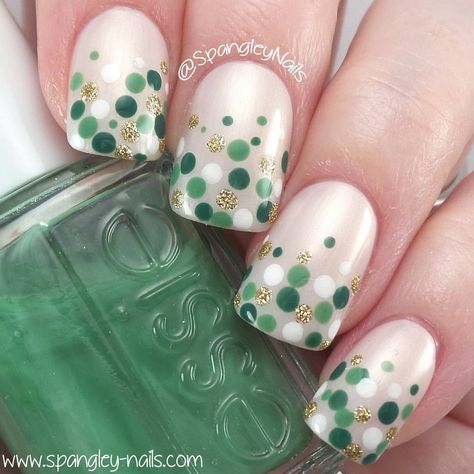 St Patricks Nail Designs, Irish Nails, Saint Patrick Nail, St Patricks Day Nails, Polka Dot Nails, Dots Nails, Spring Nail Art, Pedicures, Fancy Nails