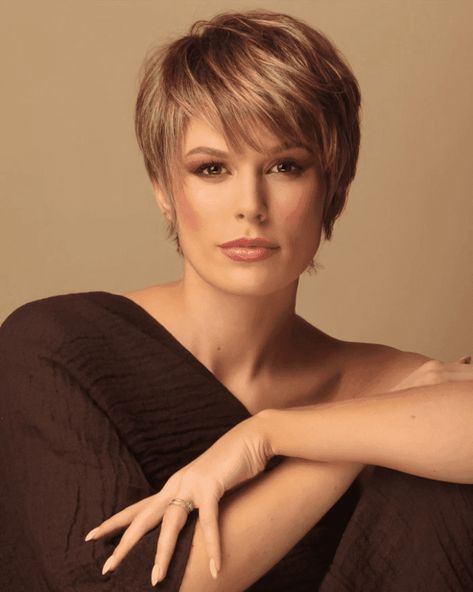 40 Stunning Long Pixie Cuts To Elevate Your Style Long Messy Pixie Haircut, Choppy Pixie Cut With Bangs, Long Pixie Cut With Bangs, Mother Of The Bride Hair Short, Trendy Pixie Haircut, Feathered Pixie, Pixie Cut With Long Bangs, Easy Curly Hair, Long Pixie Cut