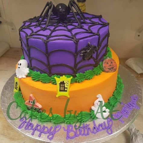 2 tier Halloween cake! All buttercream! Only my second 2 tier cake. Two Tier Halloween Cakes, 2 Tier Halloween Cake, 3 Tier Halloween Cake, Halloween Cake Ideas Two Tier, Halloween Round Cakes, Striped Halloween Cake, Beach Wedding Headpieces, Gold Beach Wedding, 8 Inch Round Halloween Cakes