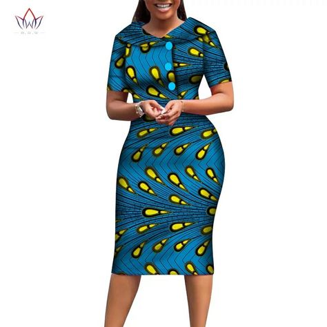 African Attire For Ladies, African Wear For Ladies, African Print Dresses For Women, Dresses For Women Short, Kitenge Designs, Mid Dress, Traditional African Clothing, Best African Dresses, Short African Dresses