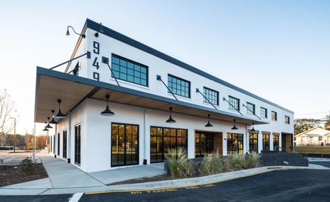 Small Commercial Building, Vet Clinic Design, Warehouse Ideas, Flex Space, Modern Office Space, Vet Clinic, Salon Suites, Washington Street, Clinic Design