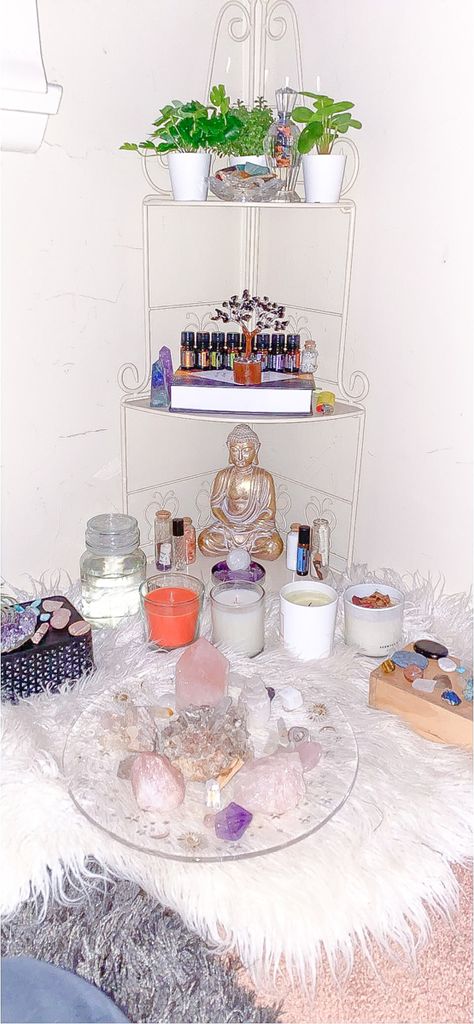 witchcraft sacred altar space with crystals, candles, books, tarot & oracle cards, essential oils Tarot Room, Spiritual Bedroom, Witchy Altar, Sacred Altar, Tarot Altar, Witchcore Aesthetic, Altar Space, Beds For Small Rooms, Spiritual Business