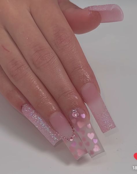 Valentines Nail Set Pink, Simple Valentine Acrylic Nails, Valentines Nails Clear, Light Pink Bling Acrylic Nails, Pretty Spring Nails Acrylic, Pink Unique Nails, Clear Valentine Nails, Clear Valentines Day Nails, Latina Nails Medium