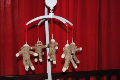 Homemade Baby Sock Monkey Crib Mobile Popular Nursery Themes, Sock Monkey Nursery, Crib Diy, Baby Crib Diy, Crib Mobiles, Sock Monkey Baby, Monkey Nursery, Monkey Baby Shower, Diy Baby Mobile