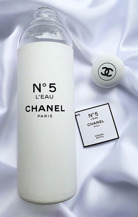 Chanel Water Bottle, Chanel Bottle, My Sweet Audrina, Trendy Water Bottles, Lux Fashion, Chanel Inspired, Luxe Life, Mommy Style, Girly Accessories