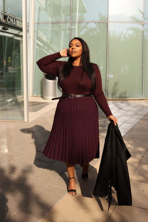 Sophisticated Plus Size Fashion, Plus Size Attorney Fashion, Plus Size Theater Outfits, Plus Size Formal Business, Xl Womens Fashion, Business Wear Plus Size, Plus Size Classy Outfits Winter, Femenine Outfits Plus Size, 175 Pounds Women Look