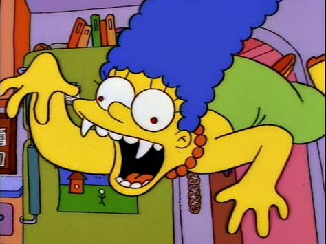 No, I'M the head vampire! Marge Simpson Treehouse Of Horror, Haunted Treehouse, Simpsons Mood, Simpsons Halloween, Simpsons Meme, Treehouse Of Horror, Simpsons Treehouse Of Horror, Evil Laugh, Maggie Simpson