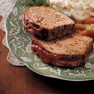 Mom\'s Best Meat Loaf Moms Meatloaf, Best Meat Loaf, Mom's Meatloaf Recipe, Anoka Minnesota, Casserole Pasta, Meat Loaf Recipe, Dinner Beef, Mini Meatloafs, Homemade Meatloaf