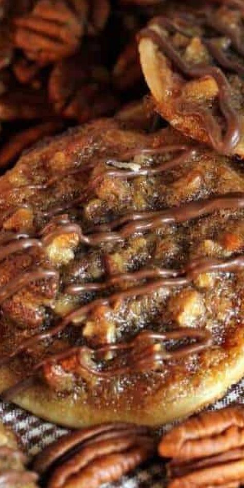 Pecan Wedding Cookies, Better Than Pecan Pie Cookies, Caramel Pecan Cookies Recipe, Peacon Pie Cookies Recipe, Chocolate Pecan Pie Cookies, Recipes With Pecans Dessert, Pecan Turtle Delight Cookies, No Bake Praline Pecan Cookies, Butter Pecan Cookies Easy