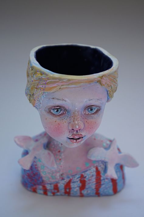 Ceramics Self Portrait, Face Vases Ceramics, Ceramic Sculpture Figurative, Spirit Dolls, Pottery Crafts, Art Dolls Handmade, Ceramic Animals, Ceramics Projects, Clay Art Projects