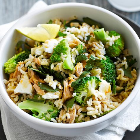 Healthy Rice Salad, Tuna Rice Salad, Salad With Broccoli, Recipe For Rice, Meal For One, Tuna Rice, Rice Broccoli, Summertime Salads, Broccoli Rice Casserole