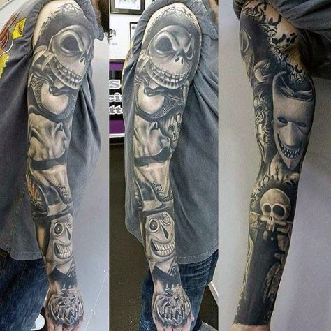 100 Nightmare Before Christmas Tattoos For Men - Design Ideas Jack Skellington Tattoo, Classy Tattoos For Women, Tim Burton Tattoo, Nightmare Before Christmas Tattoo, Pumpkin Tattoo, Christmas Tattoo, Full Sleeve Tattoo Design, King Tattoos, Tattoo Photography