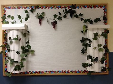 Ancient Rome/Greece bulletin board idea. The whole thing cost $14.50 at the dollar tree. 3 poster boards $0.50 each 8 vines $1.00 each 4 w/ grapes on it 4 w/o and finally 5 plastic grape bunches some red some green and some black $1.00 each. Not bad for a middle school teacher. Ancient Greece Bulletin Board, Ancient Greece Ks2, Ancient Greece Display, Ancient Greece Projects, Latin Classroom, History Display, History Bulletin Boards, Ancient Greece Aesthetic, Poster Boards