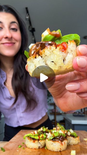 Alexa Santos on Instagram: "Crispy sushi rice cups! 🫶🏼 stuffed with steak teriyaki… but you can stuff em with whatever the heck you want 🤘🏼recipe below‼️  Ingredients (for 6-8 muffin cups): -2 cups leftover (or fresh) cooked sushi rice  -cooking spray  -1/2 tbsp olive oil  -8 ounces steak, cut into 1/2inch cubes  -kosher salt -black pepper  -1/4 cup teriyaki sauce  -1/2 avocado, sliced -1/4 cup cucumber, finely diced -sesame seeds -2 scallions, finely sliced -sriracha   Directions: -Spray a muffin tin generously with cooking spray. Place about 1/4 cup of rice into each muffin holder. Spray a small cup measure with cooking spray and use the bottom to smash the center of the rice into cup shapes. Place into the freezer for 20 mins. -preheat oven to 400F. Spray the rice muffins with cooki Rice Cupcakes, Crispy Sushi Rice, Steak Teriyaki, Rice Muffins, Cooked Sushi, Japanese Flavors, Rice Cups, Cup Shapes, Cup Of Rice