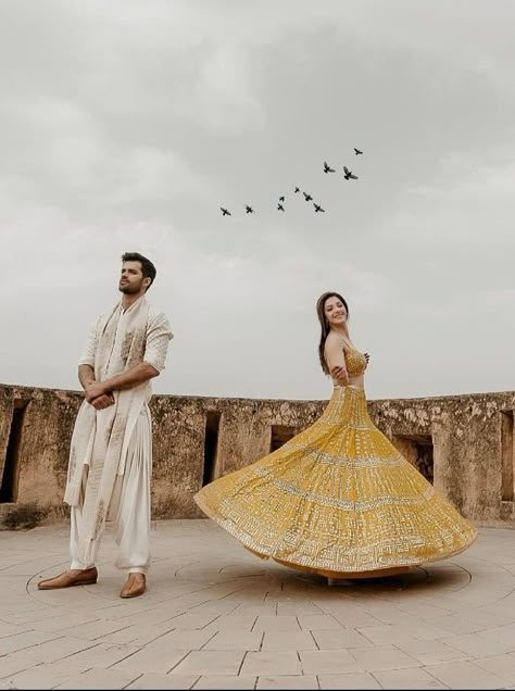 Engagement Portraits Poses, Pre Wedding Photoshoot Theme, Bride Groom Poses, Seema Gujral, Pre Wedding Photoshoot Props, Indian Wedding Poses, Pre Wedding Photoshoot Outfit, Engagement Photography Poses, Wedding Photoshoot Props