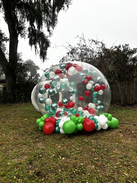 We loved this Christmas themed Bubble House! All of our rentals can be customized to fit your party's theme. Ready to get started? Book on our website! Christmas Bounce House, Bubble House, Balloon Ideas, Bounce House, Grinch Christmas, Birthday Theme, Christmas Themes, Christmas Party, First Birthdays