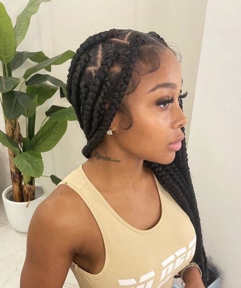 Jayda Wayda 4 Braids, Jayda Wayda Braids Knotless, Black Vacation Hairstyles, Jayda Wayda Braids 5 Braids, Vacation Braids For Black Women, Wayda Braids, Jayda Wayda Braids, Pin Hairstyles, Herren Hand Tattoos