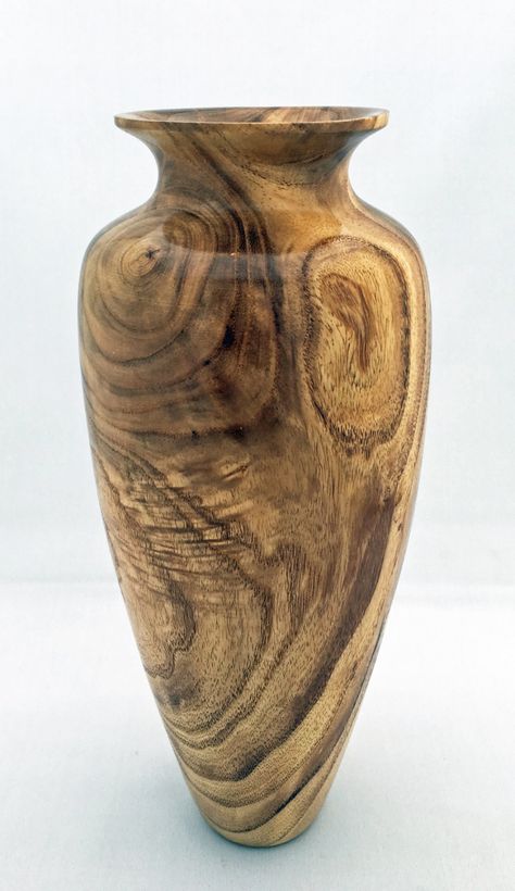 Eastern Redbud vase | American Association of Woodturners | Jim Marx Wood Turned Vases, Woodturned Vase, Eastern Redbud Tree, Turned Vase, Mimosa Tree, Wood Turned Bowls, Woodturning Art, Eastern Redbud, Redbud Tree