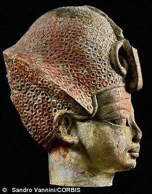 Solar Goddess, Curved Eyebrows, Starověký Egypt, Amenhotep Iii, Karnak Temple, Small Nose, Egyptian Artifacts, Ancient Egypt Art, Blue Crown