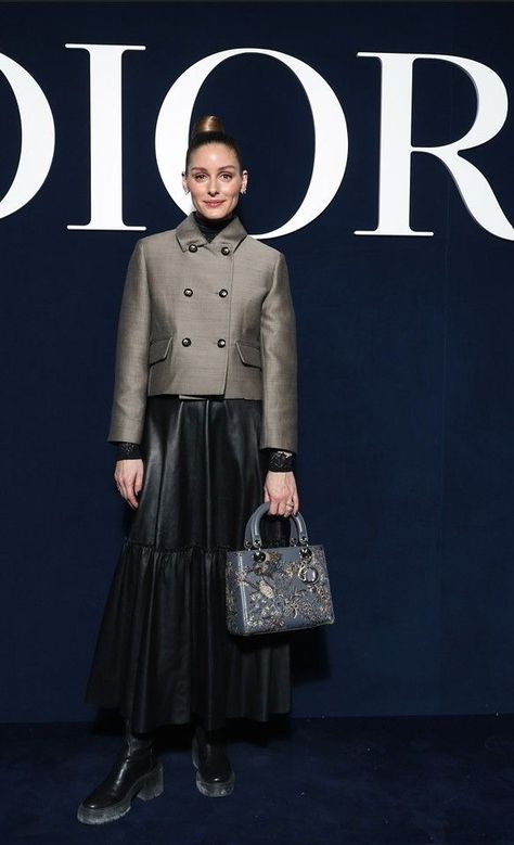 Dior Winter 2023, Dior Autumn-winter 2023-2024 Show, Dior 2024 Winter, Autumn Winter 2023 2024, Long Grey Skirt, Olivia Palermo Outfit, Goals 2024, Dior Skirt, Estilo Olivia Palermo