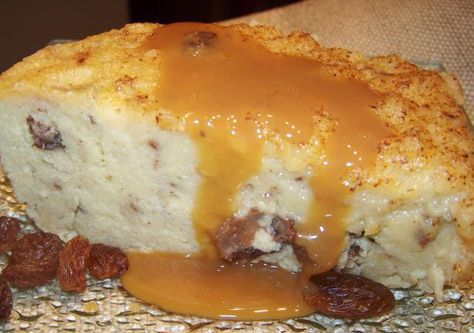 New England Bread Pudding Sweet Bread Pudding Recipe, England Recipes, Rice Puddings, Sticky Pudding, Milk Nutrition, Bread Puddings, Butter Pudding, Custard Pudding, Bread And Butter Pudding