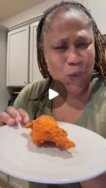 Kelley Wansley Harris on Instagram: "Fish Fry so good 😊 #itsmekellz #itsmekellz♥️🔥 #delicious #yummy #yummyfood #thatsgoodrightthere #cookathome #cookathome #cookathome #goodfood #deliciousfood" Southern Fried Fish, Craw Fish, Coconut Baking, Battered Fish, Fish Fry, Its Me, Cook At Home, Fried Fish, Fish And Seafood