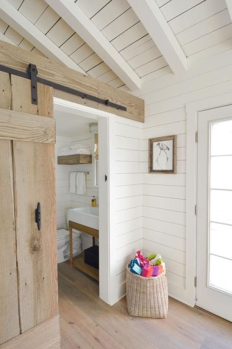 The bunkie restroom Small White Bathrooms, Design Interior Modern, White Wood Paneling, White Barn Door, Rustic Barn Door, Wood Beam Ceiling, Plank Walls, Cottage Interior, Cottage Interiors