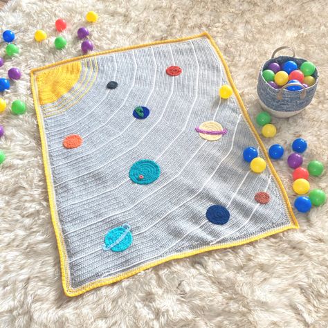 Space Crochet Blanket with Planets - Sweet Potato 3 Galaxy Crochet Blanket, Galaxy Crochet, Planets In The Solar System, Space Blanket, Crochet Blanket Pattern, Space Galaxy, Crochet Fabric, Baby Blanket Crochet Pattern, Pattern Baby