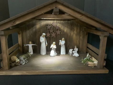 JacobsWoodDesigns - Etsy Nativity Stable Diy Outdoor, Manger Scenes Nativity Diy, Lladro Nativity Set, Barnboard Projects, Christmas Nativity Scene Diy, Božična Dekoracija, Božićne Dekoracije, Nativity Scene Diy, Horses Farm