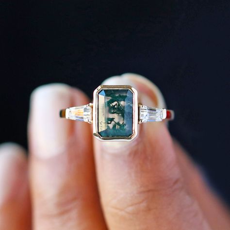 Dark Gemstone Engagement Rings, Gold Moss Agate Ring, Tourmaline Engagement Ring, Green Sapphire Engagement, Green Sapphire Engagement Ring, Moss Agate Ring, Chunky Rings, Diamond Anniversary, Green Sapphire