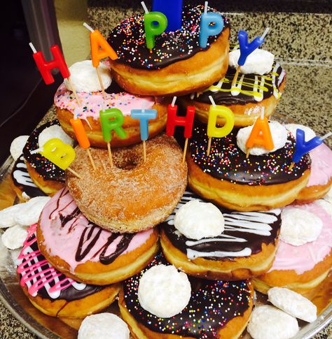 Stack up donuts in shape of a cake! Doughnut Stack Cake, Donut Stack Cake, Donut Stack, Donut Cakes, Stack Cake, Donut Birthday Cake, How To Stack Cakes, Donut Cake, Birthday Donuts