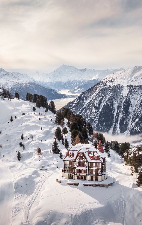 Villa Cassel in Snowy Riederalp in the Aletsch Arena in Switzerland Switzerland Travel Guide, Ticino Switzerland, Winter Travel Destinations, Winter Landscapes, Visit Switzerland, Beauty Places, Switzerland Travel, Europe Travel Guide, Europe Travel Tips