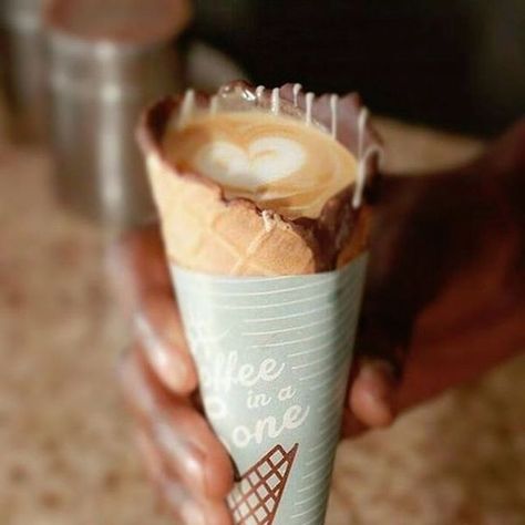 14 Coffee Cones to Inspire a Good (and Delicious) Start to the Week Ice Cream Cones Recipe, New Food Trends, Coffee In A Cone, Coffee Truck, Coffee To Go, An Ice Cream, Food Trends, But First Coffee, Coffee Cafe