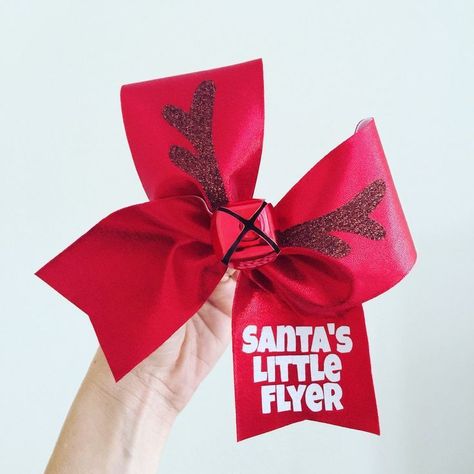 Cali Cheer, Christmas Cheer Bows, Cheer Accessories, Cheer Bows Diy, Cute Cheer Bows, Cheer Flyer, Cheerleading Ideas, Cheerleading Bow, Cheerleading Bows