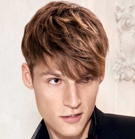 Cool brunette Golden Brown Hair Men, Brown Hair Dye Men, Brown Hair Color Men, Light Brown Hair Dye, Brown Hair Colour, Hair Lights, Brown Hair Inspiration, Golden Brown Hair Color, Dyed Hair Men