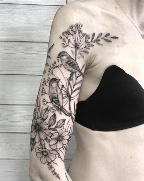 Nature Tattoo Sleeve Women, Upper Arm Tattoo, Unique Half Sleeve Tattoos, Bird Tattoos For Women, Rose Tattoo On Arm, Tattoos Beautiful, Tattoos Rose, Nature Tattoo Sleeve, Girl Back Tattoos