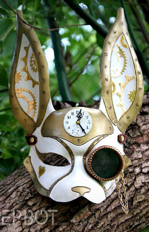 DIY Alice in Wonderland Steampunk White Rabbit Mask Tutorial. Not sure that I'd ever wear it, but damn it looks cool. Steampunk White Rabbit, Steam Punk Diy, Steampunk Kunst, Moda Steampunk, Rabbit Mask, Mode Steampunk, Steampunk Mask, Mask Tutorial, Style Steampunk