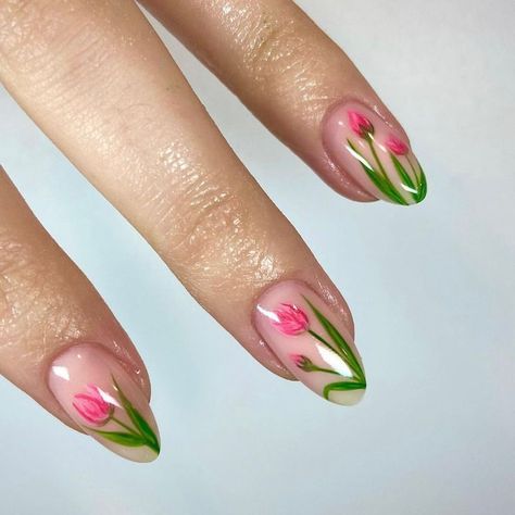 #nails #nailart #nailsofinstagram #manicure #u #nailsoftheday #gelnails #beauty #nail #nailsonfleek #nailsart #nailstagram #naildesign #nailsdesign #acrylicnails #nailstyle #instanails #naildesigns #nailtech #nailpolish #nailsnailsnails #inspire #nailswag #nailartist #love #gelpolish #unhas #gel #glitternails #nailinspo Tulip Nails, Kutek Disney, Unghie Sfumate, Manikur Kuku, Summery Nails, Nagel Inspo, Spring Nail, Dream Nails, Classy Nails