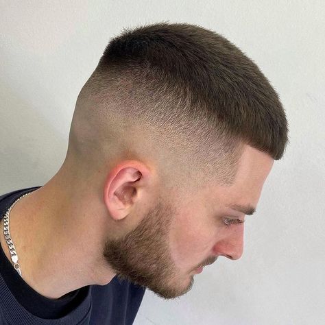 Medium Skin Fade, Stylish Mens Haircuts, Undercut Fade, Disconnected Undercut, Men Haircut, Men Haircut Styles, Haircut Styles, Fade Haircuts, Men Hairstyles