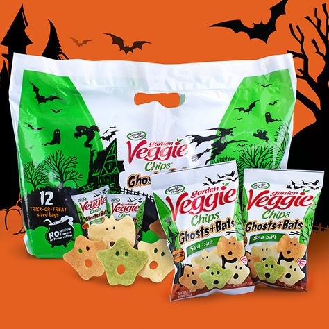 #New Veggie Chips from Sensible Portions - with ghosts & bats perfect for trick-or-treaters #halloween #glutenfree Ghost Chips, Halloween Chips, Chips Bags, Halloween Gift Baskets, Birthday Haul, Movie Night Snacks, Halloween Movie Night, Tiny Room, Veggie Chips